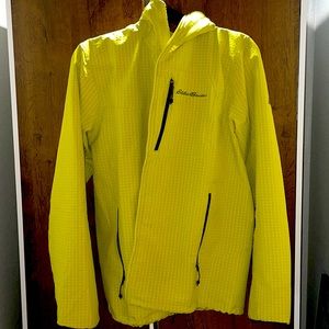 Size large Eddie Bauer Forst ascent grid fleece softshell hoodie. Water resist